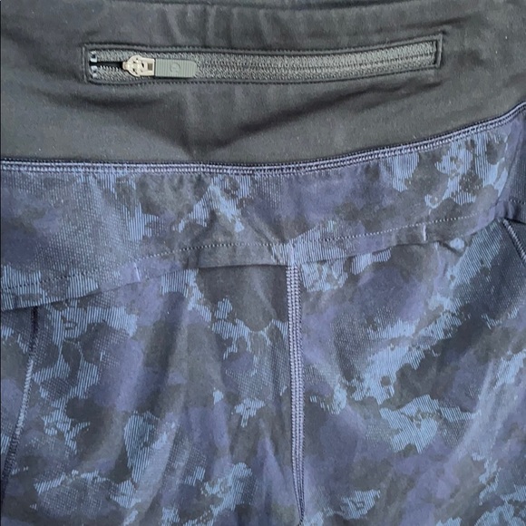 Lululemon shorts - Picture 3 of 3
